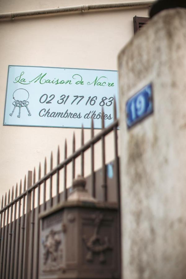 La Maison De Nacre Douvres-la-Delivrande Экстерьер фото